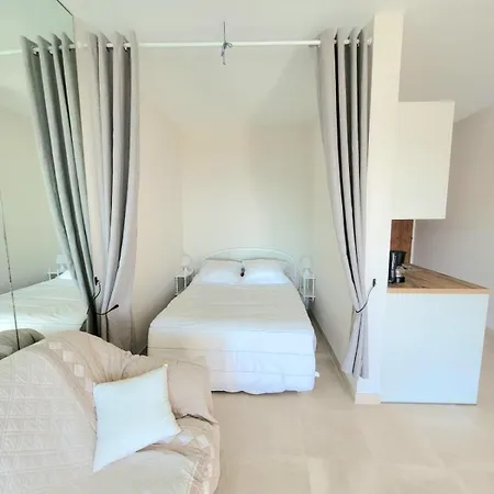 Apartment Lovely In Marina Baie Des Anges