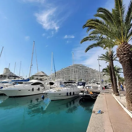 Lovely In Marina Baie Des Anges Apartment